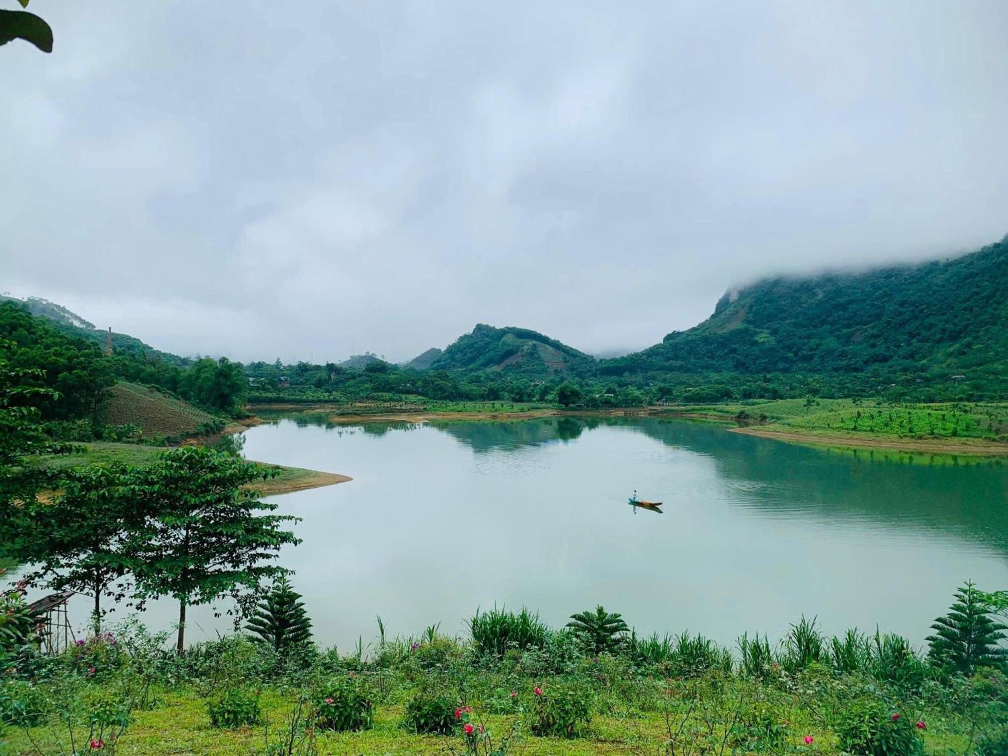 Ho Tam Homestay Hoa Binh Екстер'єр фото